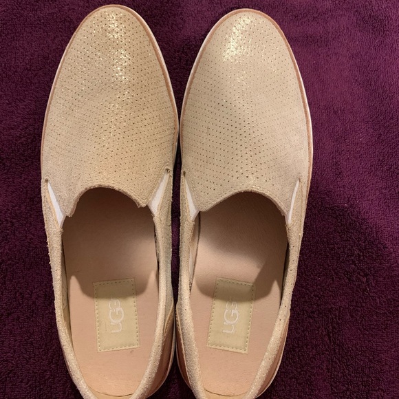Uggs Adley Perf slip on flats in Stardust Gold - Picture 2 of 7